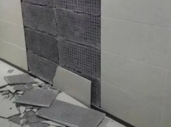 融水瓷砖空鼓维修公司分享下融水墙砖松动维修的知识